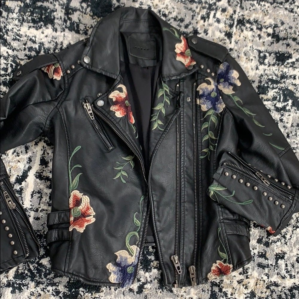 Women’s  faux Leather Moto Jacket